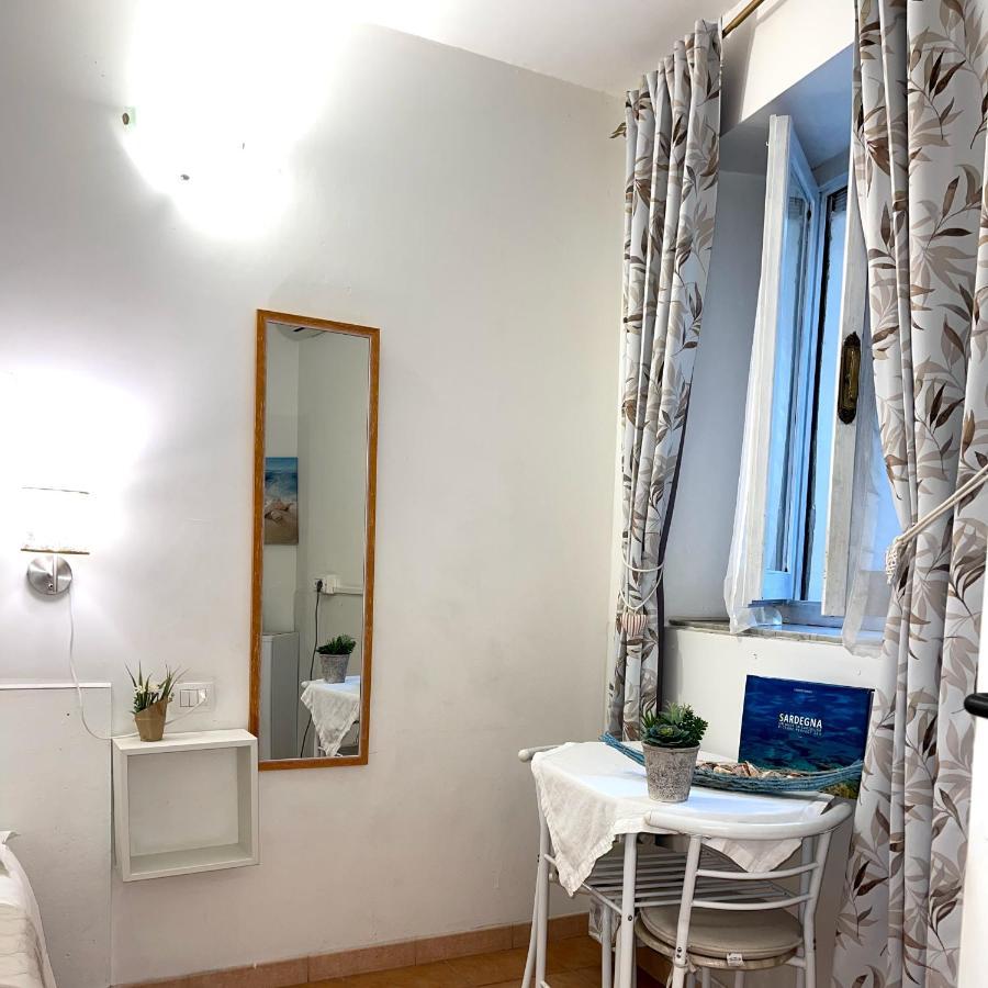 Affittacamere Guesthouse Maristella Каляри Стая снимка